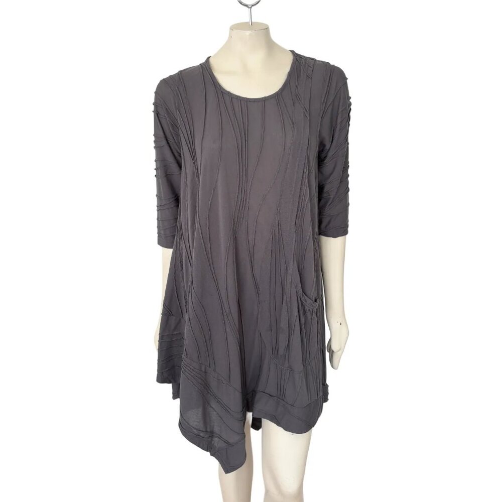 WINDHORSE Pleat Stitch Single Pocket Asymmetric Tunic Dress in Gray  SZ S/M